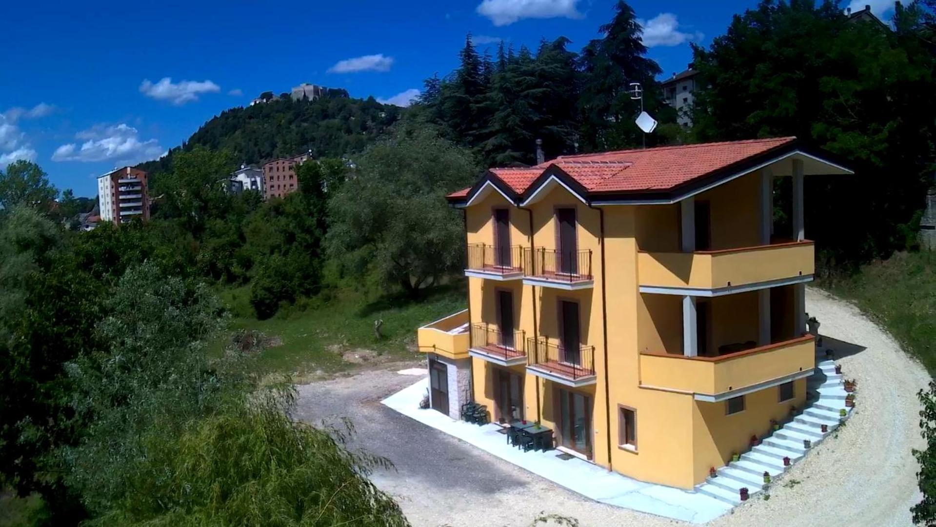 Villa Center Appartamenti Nel Verde In Citta Campobasso Exterior photo